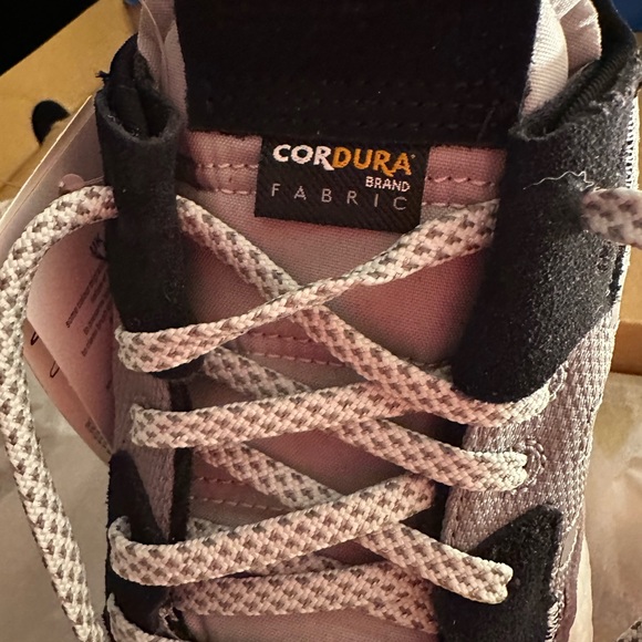 ADIDAS Women’s Nite Jogger shoe size 7 - Picture 2 of 6